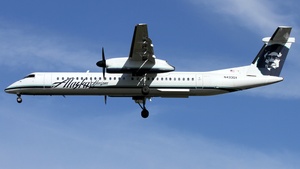Photo of N433QX - Bombardier DHC-8-402 Dash 8 Q400 operated by Alaska Airlines (opb Horizon Air)