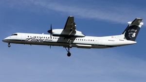 Photo of N444QX - Bombardier DHC-8-402 Dash 8 Q400 operated by Alaska Airlines (opb Horizon Air)