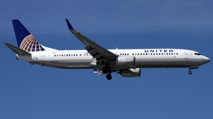 Photo of N37470 - Boeing 737-924(ER) operated by United Airlines