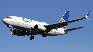 Photo of N17719 - Boeing 737-724 operated by United Airlines