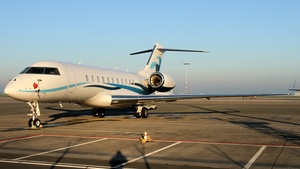 Photo of OE-ICA - Bombardier Global 5000 operated by Avcon Jet