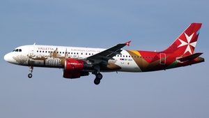 Photo of 9H-AEO - Airbus A320-214 operated by Air Malta