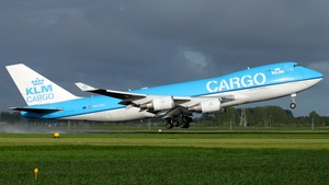 Photo of PH-CKC - Boeing 747-406F(ER) operated by KLM Cargo (opb Martinair)
