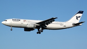 Photo of EP-IBA - Airbus A300B4-605R operated by Iran Air