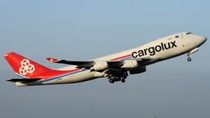 Photo of LX-WCV - Boeing 747-4R7F operated by Cargolux