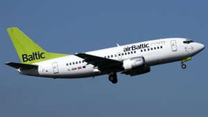 Photo of YL-BBM - Boeing 737-522 operated by airBaltic