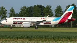 Photo of D-AEWS - Airbus A320-214 operated by Eurowings