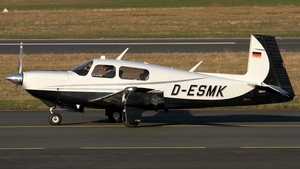 Photo of D-ESMK - Mooney M20K 252 TSE operated by Private