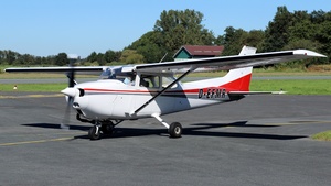Photo of D-EFMR - Reims-Cessna F172M Skyhawk operated by Private