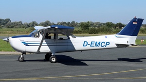 Photo of D-EMCP - Reims-Cessna F172N Skyhawk operated by Luftsportclub und Flugschule Arnsberg