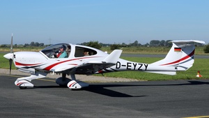Photo of D-EYZY - Diamond DA40 NG Diamond Star operated by Flieger Club Leer