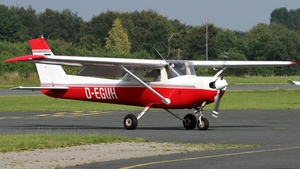 Photo of D-EGUH - Reims-Cessna F152 II operated by TFC Flight Training