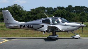Photo of PH-VAL - Cirrus SR22 G6 GTS operated by Private