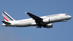 Photo of F-GKXN - Airbus A320-214 operated by Air France