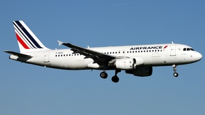 Photo of F-GKXI - Airbus A320-214 operated by Air France