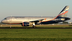 Photo of VP-BRX - Airbus A320-214 operated by Aeroflot