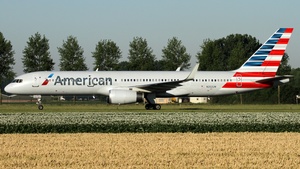 Photo of N202UW - Boeing 757-2B7 operated by American Airlines