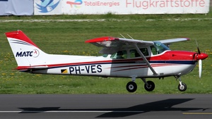 PH-VES - Reims-Cessna F172P Skyhawk II
