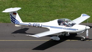 Photo of D-EFGJ - Diamond DV20-100 Katana operated by Luftsport-Club Dümpel
