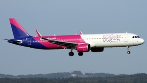 Photo of HA-LZN - Airbus A321-271NX operated by Wizz Air