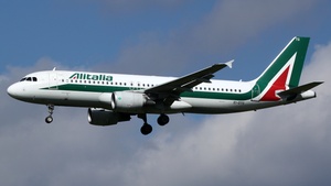 Photo of EI-DTG - Airbus A320-216 operated by Alitalia
