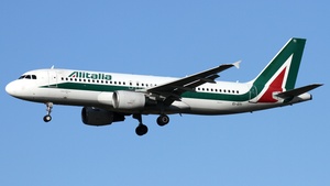 Photo of EI-DTI - Airbus A320-216 operated by Alitalia