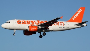 Photo of G-EZAJ - Airbus A319-111 operated by easyJet