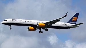 Photo of TF-FIX - Boeing 757-308 operated by Icelandair
