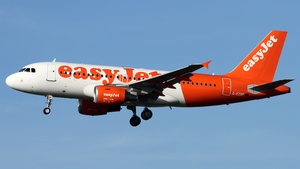 Photo of G-EZBF - Airbus A319-111 operated by easyJet
