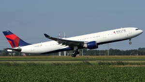Photo of N801NW - Airbus A330-323 operated by Delta Air Lines