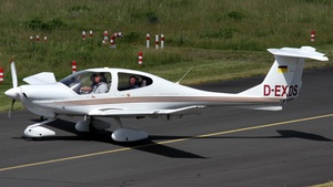 D-EXDS - Diamond DA40 Diamond Star