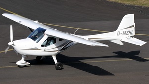 Photo of D-MZHL - Remos GX nXT operated by Private