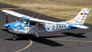 Photo of D-ENKN - Cessna 182P Skylane operated by Private