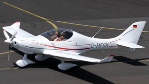 Photo of D-MFGK - AeroSpool WT9 Dynamic operated by Fliegergruppe Kornwestheim