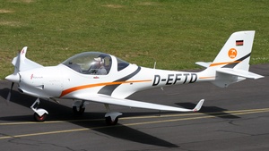 D-EFTD - Aquila A211