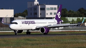 Photo of B-KKG - Airbus A321-251NX operated by Hong Kong Express