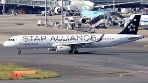 Photo of HL8071 - Airbus A321-231 operated by Asiana Airlines