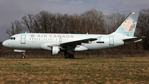 Photo of C-GAQZ - Airbus A319-114 operated by Air Canada