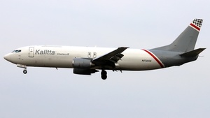 Photo of N732CK - Boeing 737-405(SF) operated by Kalitta Charters II