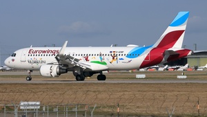 Photo of D-AEWP - Airbus A320-214 operated by Eurowings