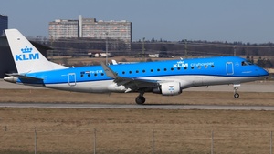 Photo of PH-EXR - Embraer ERJ-175STD operated by KLM Cityhopper