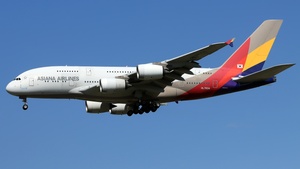 Photo of HL7634 - Airbus A380-841 operated by Asiana Airlines