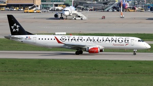 Photo of OE-LWH - Embraer ERJ-195LR operated by Austrian Airlines