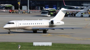 Photo of N809DC - Bombardier Global 6500 operated by Danaher Corp.