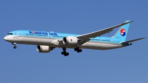 Photo of HL8570 - Boeing 787-10 Dreamliner operated by Korean Air