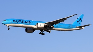Photo of HL7203 - Boeing 777-3B5(ER) operated by Korean Air