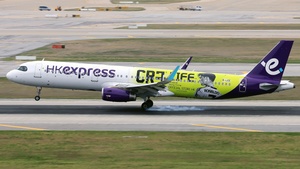 Photo of B-LEE - Airbus A321-231 operated by Hong Kong Express