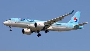 Photo of HL8311 - Airbus A220-300 operated by Korean Air