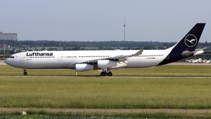 D-AIFE - Airbus A340-313