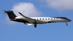 Photo of N100FX - Gulfstream G700 operated by Flexjet